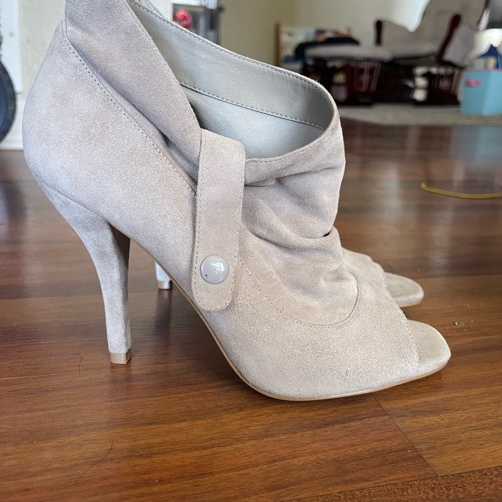 Grey Suede Steven By Steve Madden Open Toed Heele… - image 3